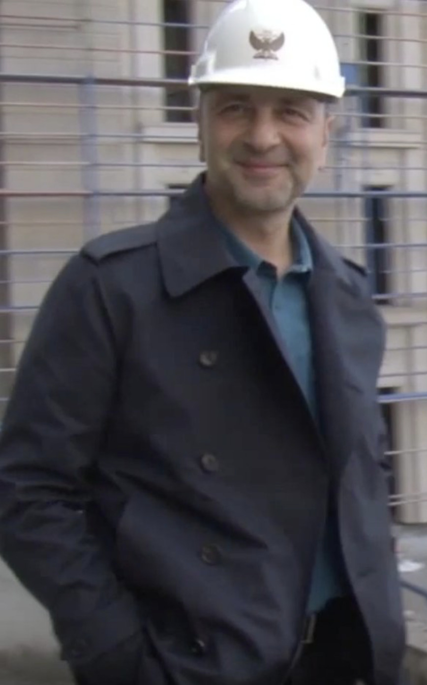 Hamdi Akın İpek, during campus construction.
